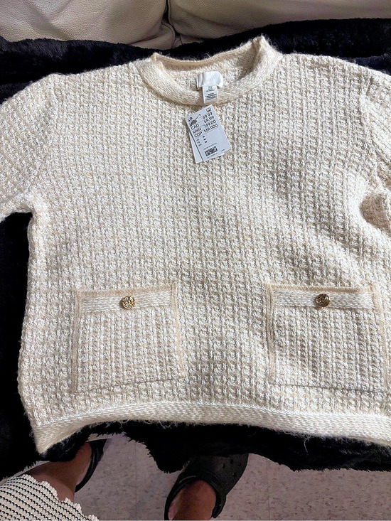H&M Sweaters - H&Medium Cream Cardigan Size Medium NWT